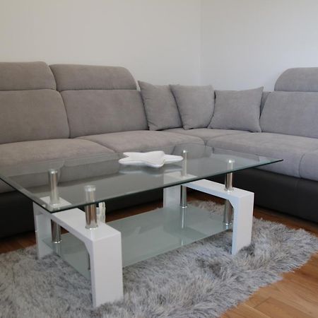 Apartment Mario Podstrana Eksteriør billede