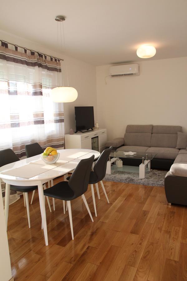 Apartment Mario Podstrana Eksteriør billede